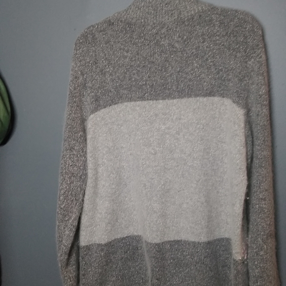 Gray Eyelash Floral Embroidered Knit Sweater Silk Angora Blend Mock Neck Size XL - Picture 6 of 8